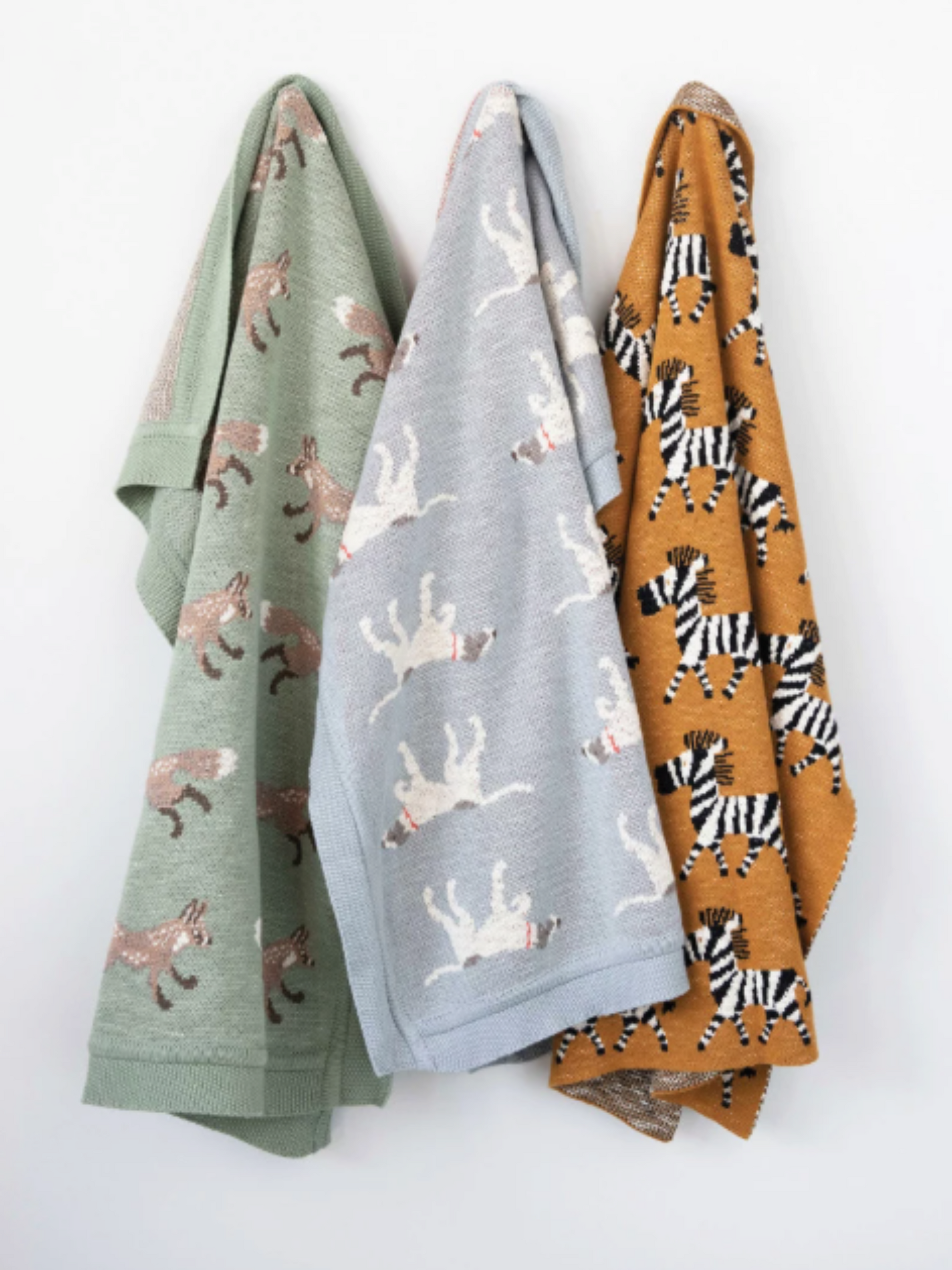 Cotton Knit Baby Blanket with Dog