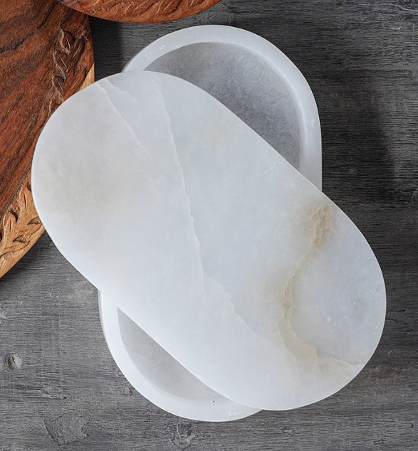 Alabaster Box, Oval