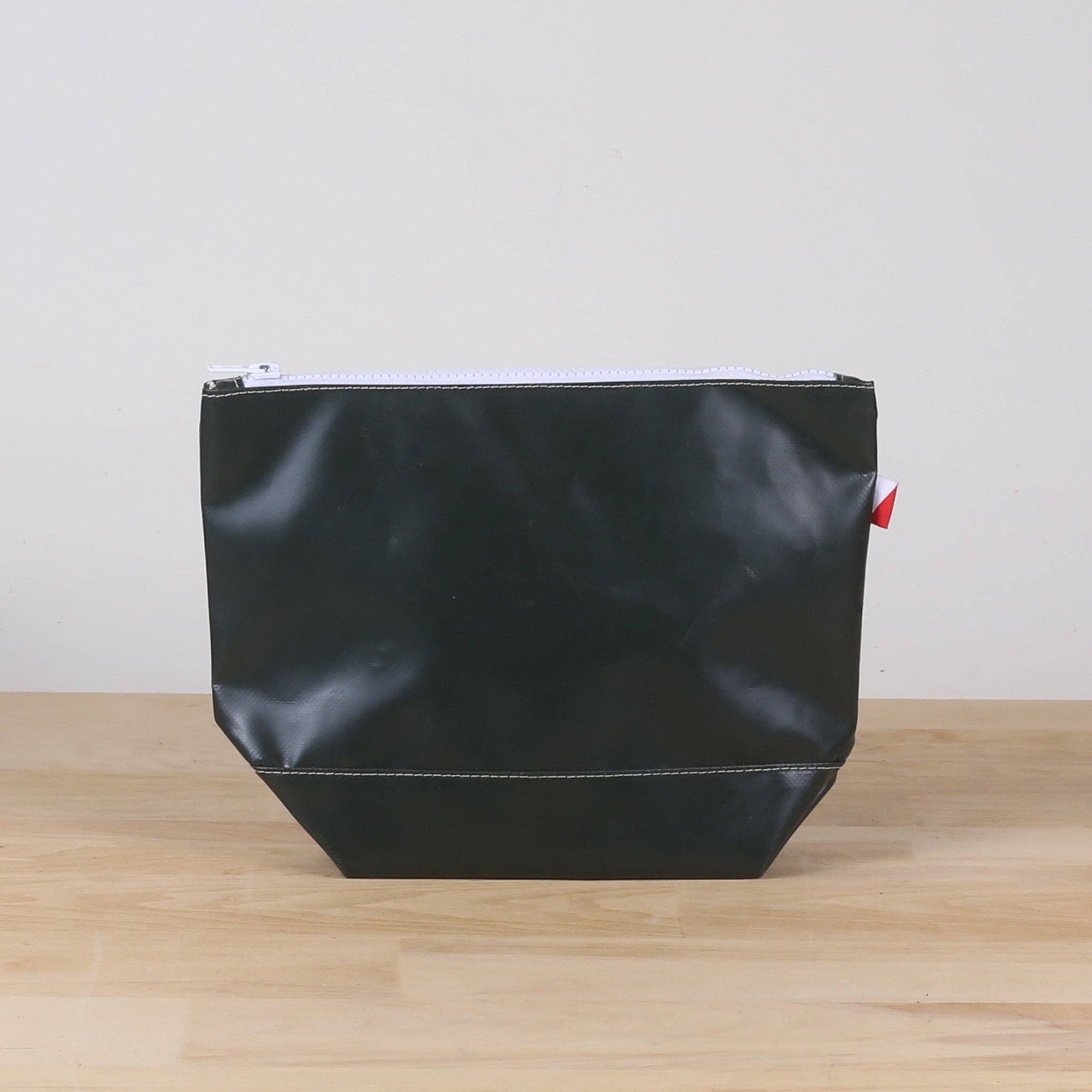 Big Sur Splash Zip Pouch: Blue