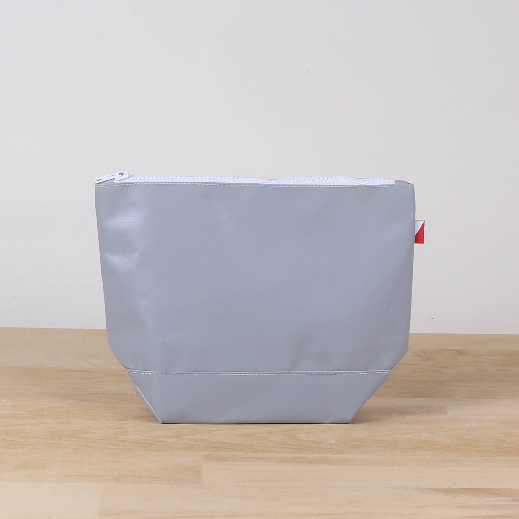 Big Sur Splash Zip Pouch: Blue