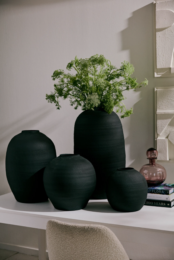 Konos Vase 15.25&quot;x 21&quot;