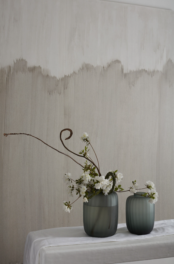 Prasinos Vase 8.5&quot;x 13.75&quot;