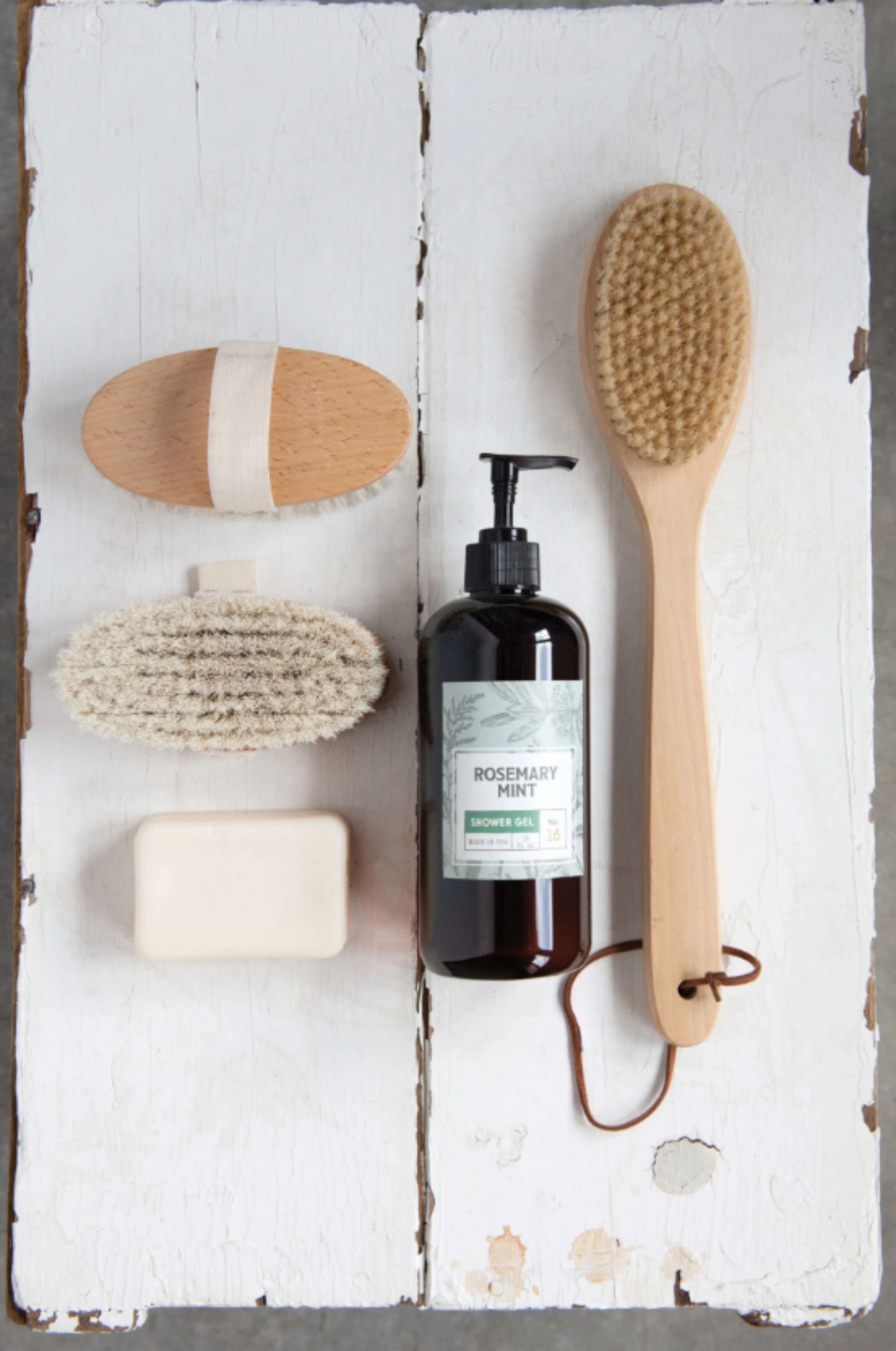 Beech Wood Bath Brush with Elastic Band