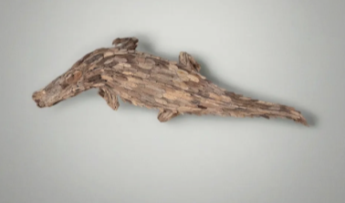Driftwood Floor Alligator