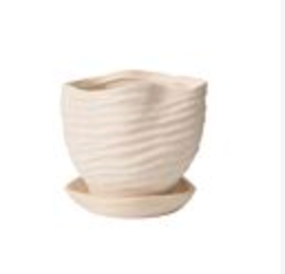 Highland Pot with Saucer 6"x 5.5"x 5.25"