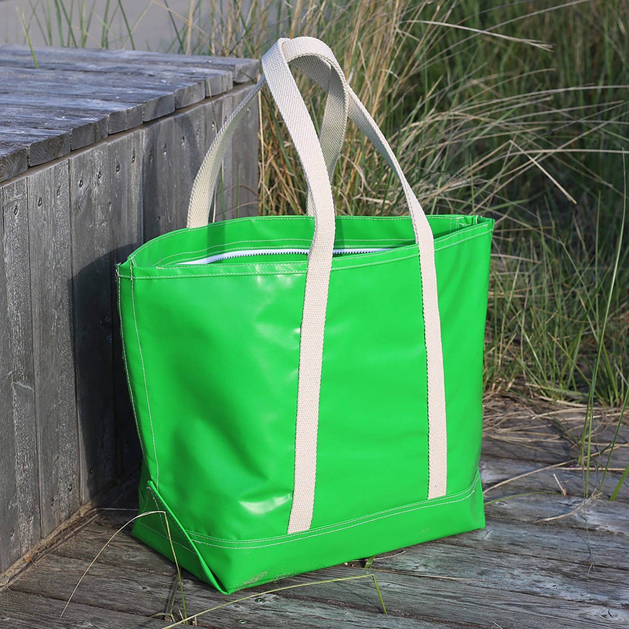 Big Sur Splash Tote: White