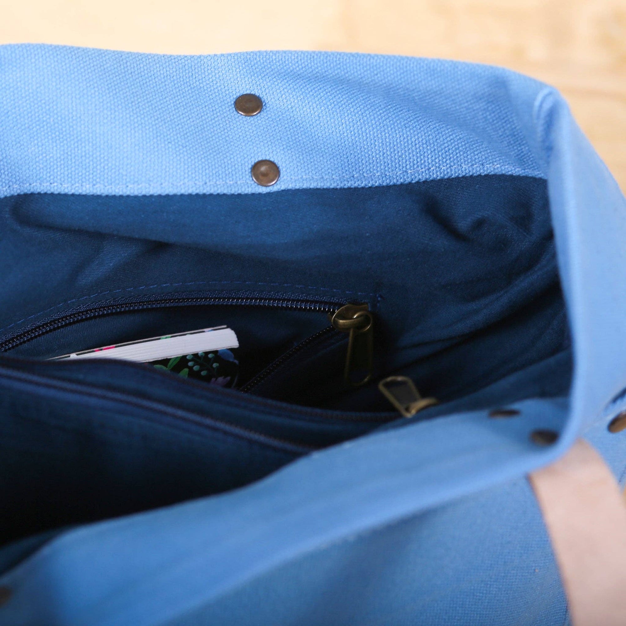 Cape Canvas and Leather Lines Handbag: Sierra